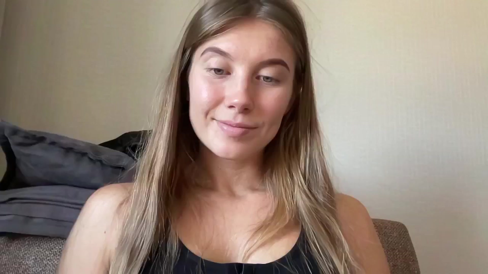 Gallery image thumbnail from JasSurfGirl's myfreecams stream on, 05/30/2024, 05:45 image 14 of 20