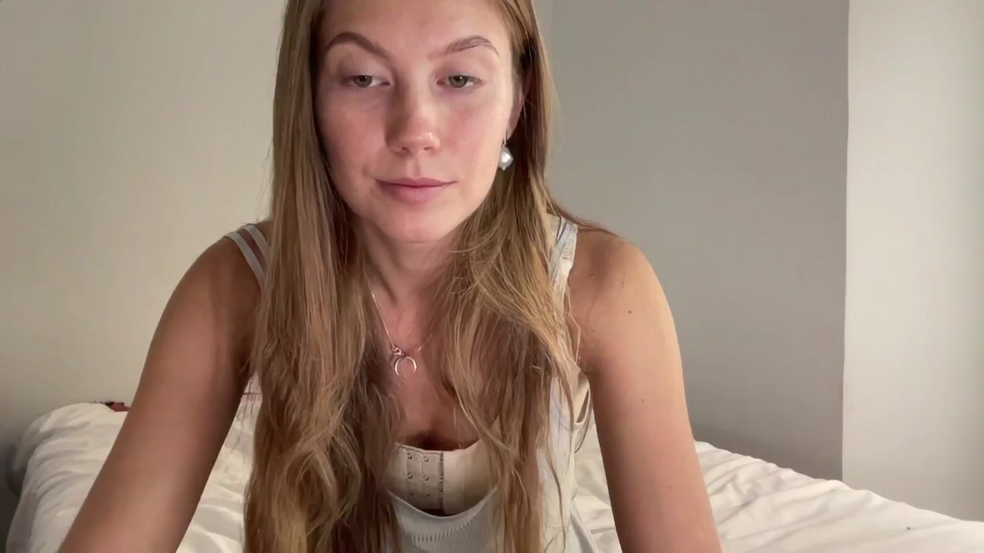 Gallery image thumbnail from JasSurfGirl's myfreecams stream on, 06/09/2024, 07:20 image 15 of 20