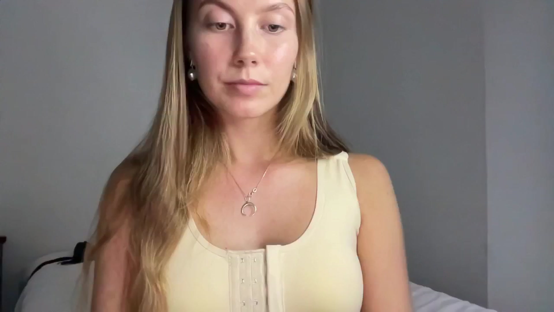 Gallery image thumbnail from JasSurfGirl's myfreecams stream on, 06/09/2024, 19:33 image 14 of 20
