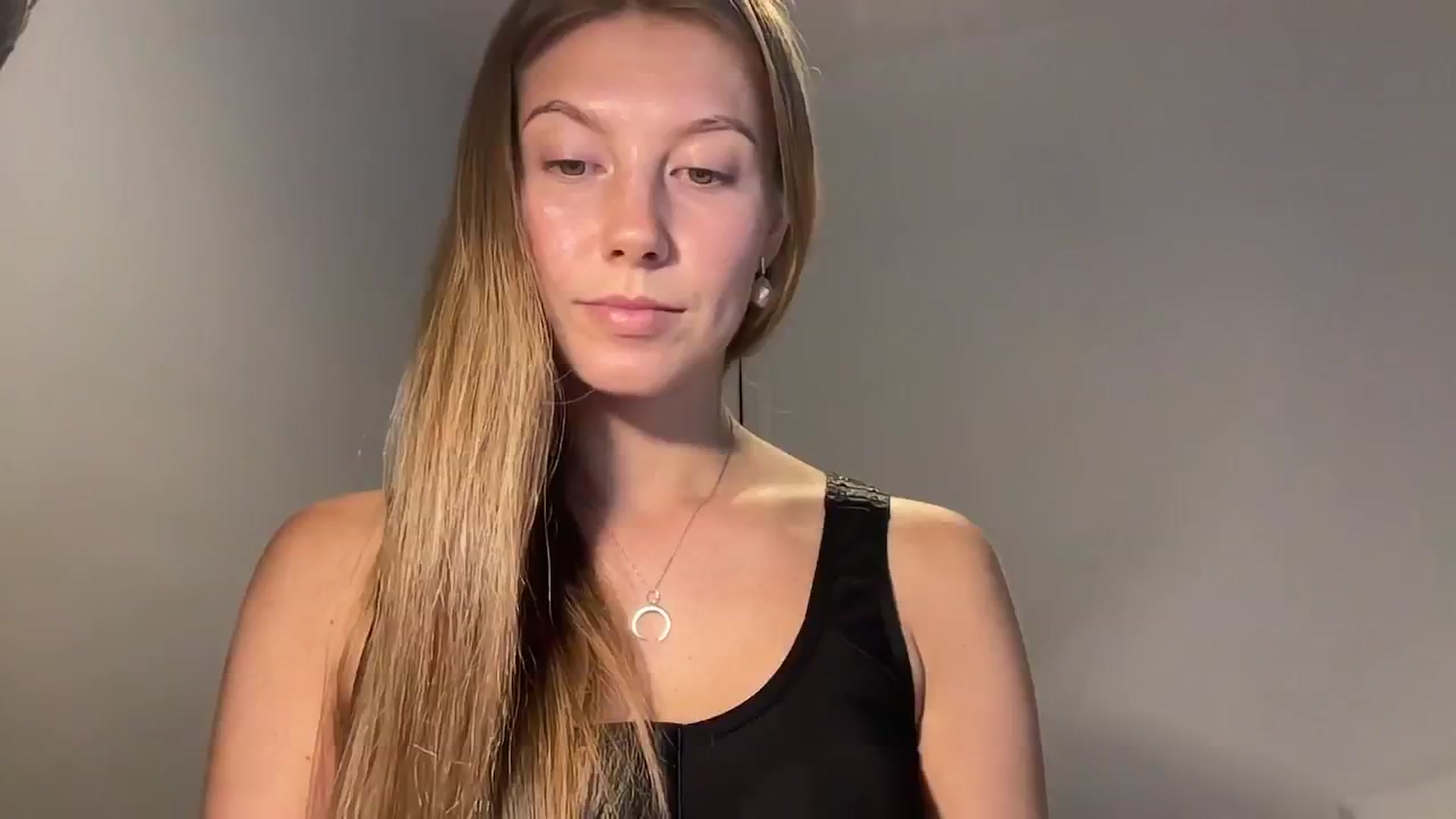 Gallery image thumbnail from JasSurfGirl's myfreecams stream on, 06/10/2024, 20:06 image 4 of 20