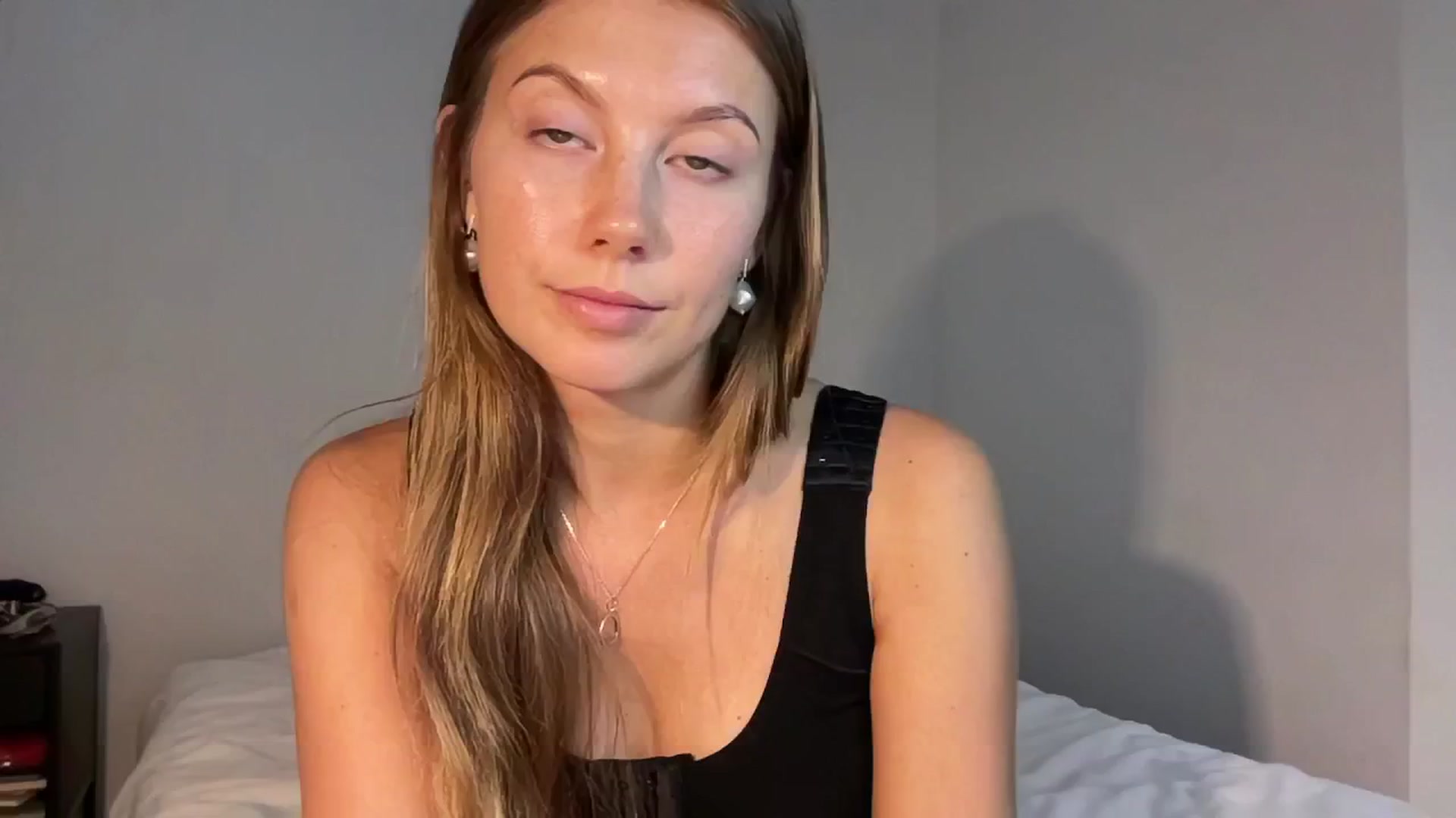 Gallery image thumbnail from JasSurfGirl's myfreecams stream on, 06/11/2024, 06:01 image 15 of 20