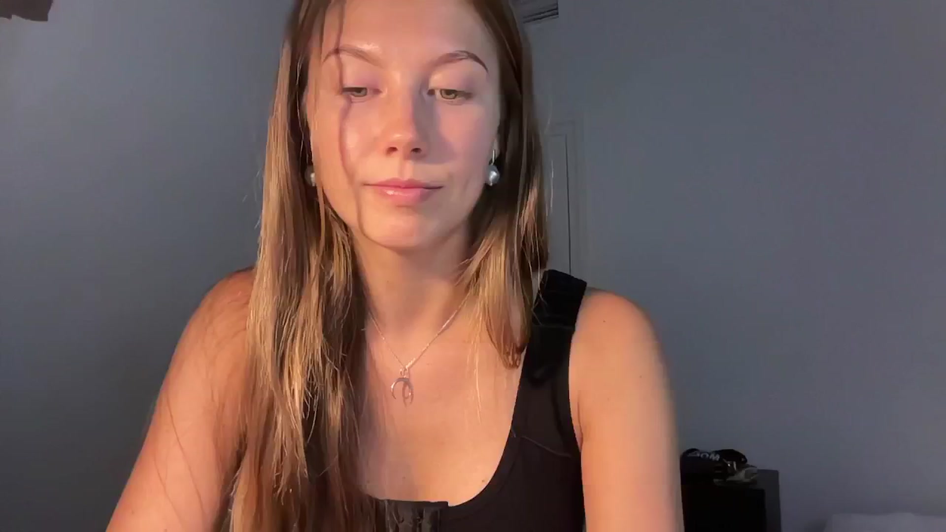 Gallery image thumbnail from JasSurfGirl's myfreecams stream on, 06/11/2024, 06:01 image 1 of 20