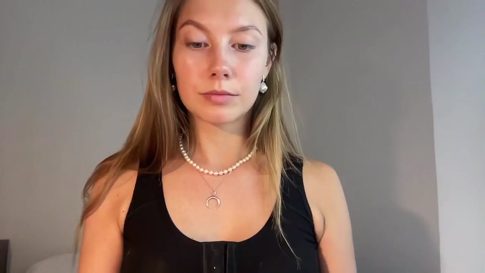 Gallery image thumbnail from JasSurfGirl's myfreecams stream on, 06/13/2024, 05:49 image 14 of 20