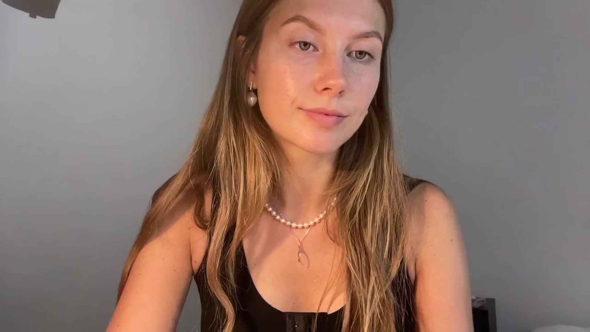 Gallery image thumbnail from JasSurfGirl's myfreecams stream on, 06/13/2024, 06:46 image 1 of 20