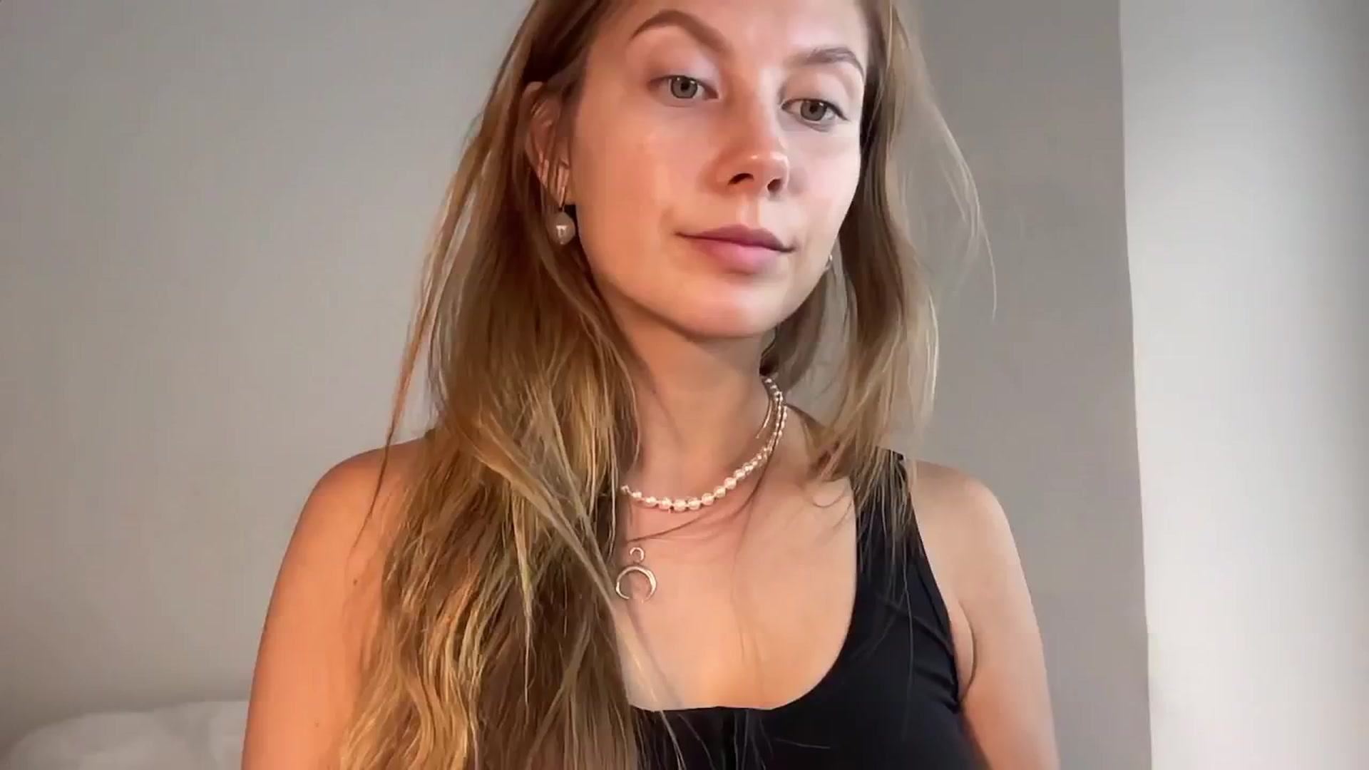Gallery image thumbnail from JasSurfGirl's myfreecams stream on, 06/13/2024, 06:46 image 19 of 20