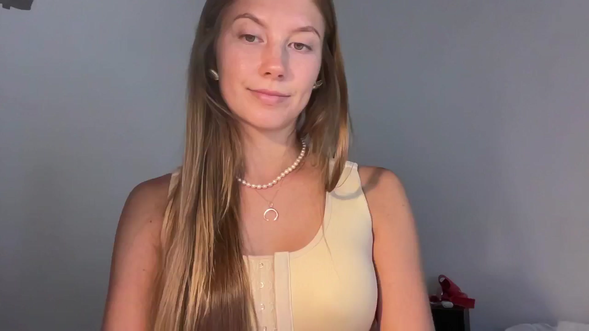 Gallery image thumbnail from JasSurfGirl's myfreecams stream on, 06/14/2024, 05:52 image 13 of 20