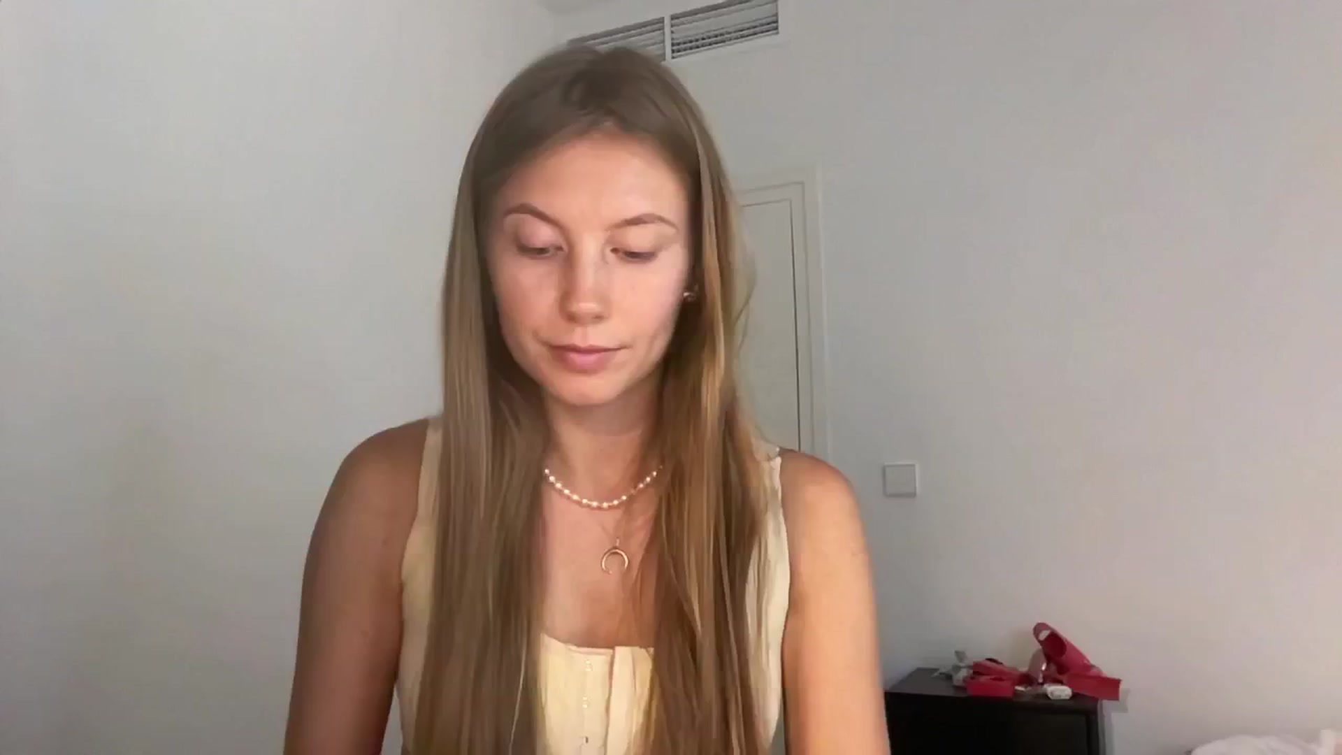 Gallery image thumbnail from JasSurfGirl's myfreecams stream on, 06/14/2024, 06:22 image 14 of 20