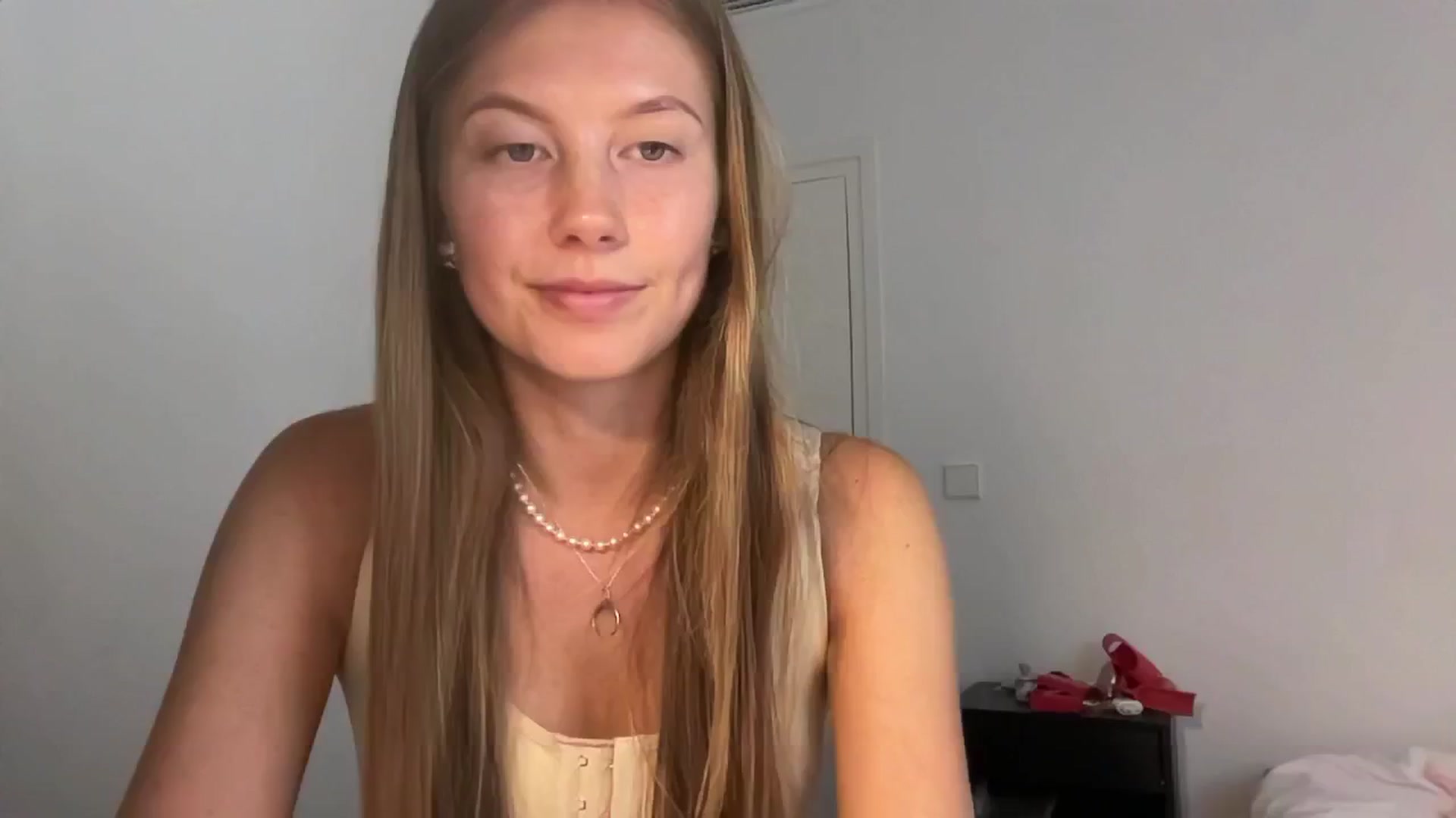 Gallery image thumbnail from JasSurfGirl's myfreecams stream on, 06/14/2024, 06:22 image 15 of 20