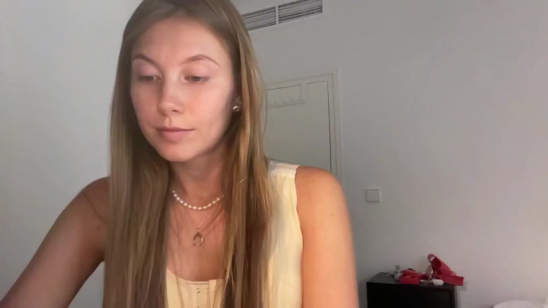 Gallery image thumbnail from JasSurfGirl's myfreecams stream on, 06/14/2024, 06:22 image 6 of 20