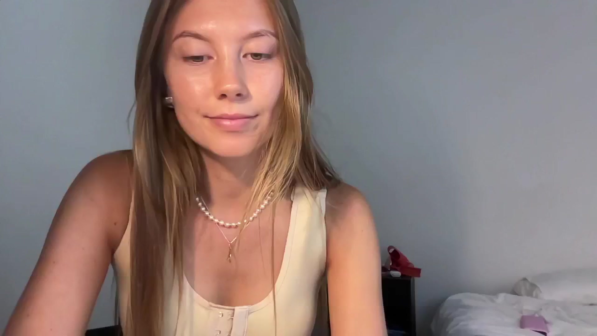 Gallery image thumbnail from JasSurfGirl's myfreecams stream on, 06/14/2024, 06:56 image 5 of 20