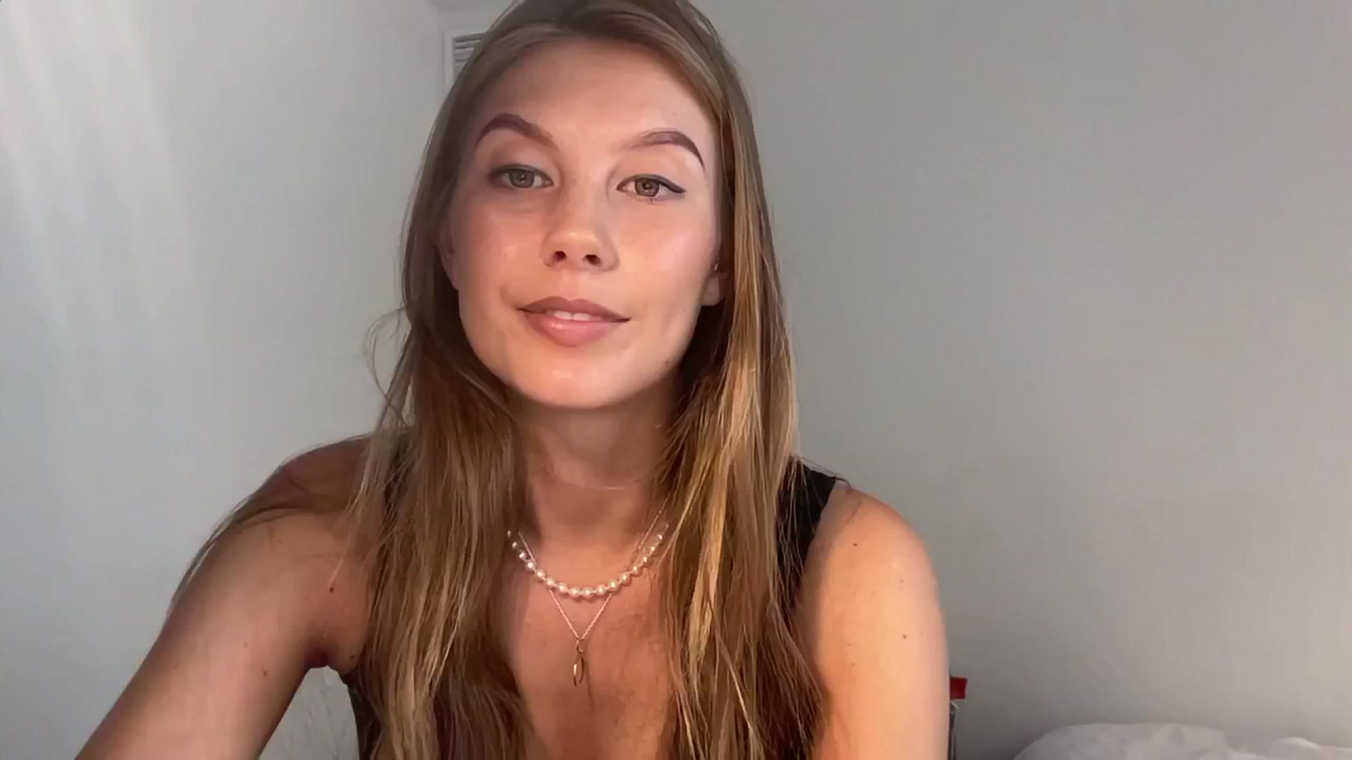 Gallery image thumbnail from JasSurfGirl's myfreecams stream on, 06/15/2024, 07:15 image 14 of 20