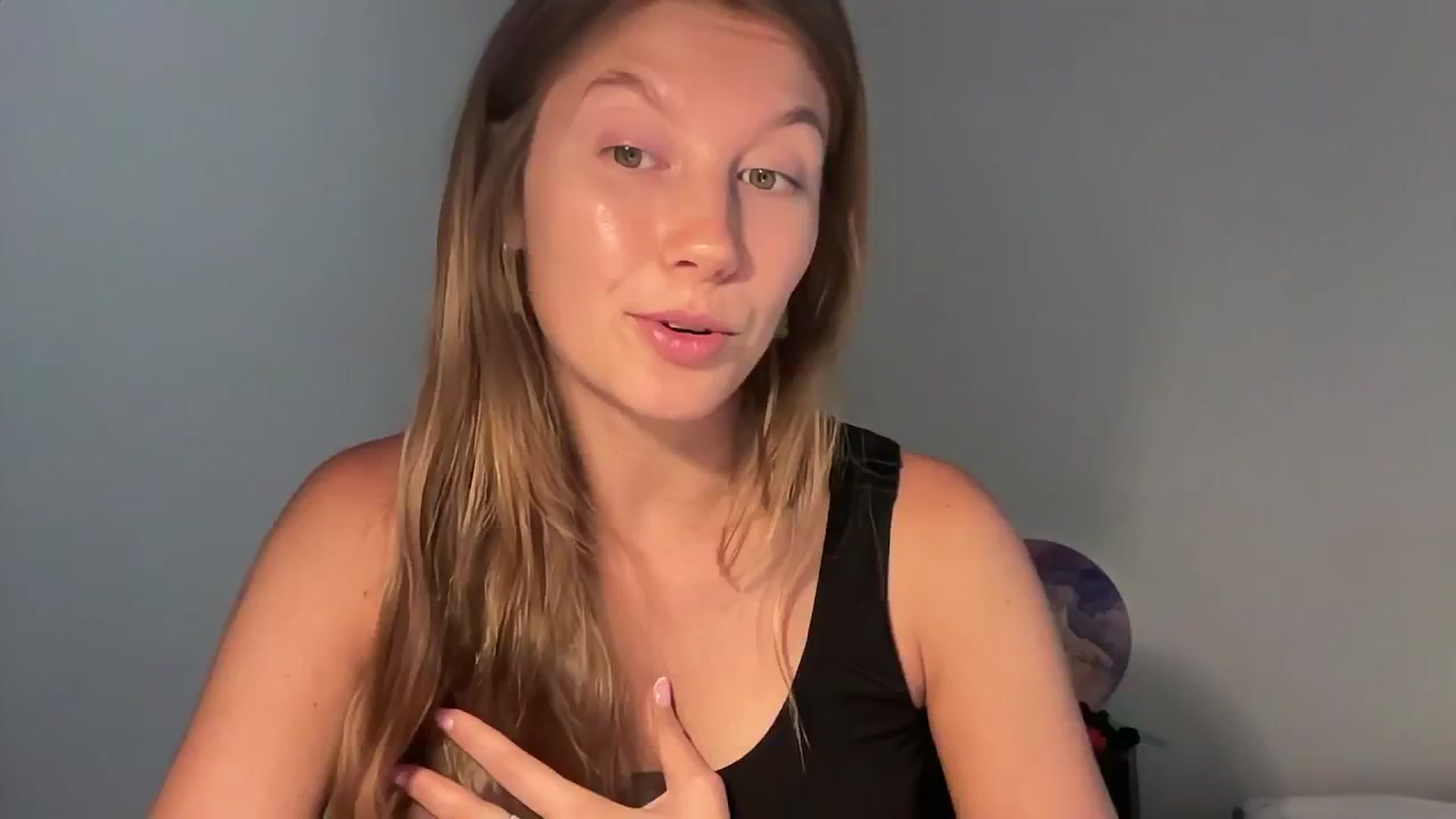 Gallery image thumbnail from JasSurfGirl's myfreecams stream on, 06/19/2024, 06:22 image 4 of 20