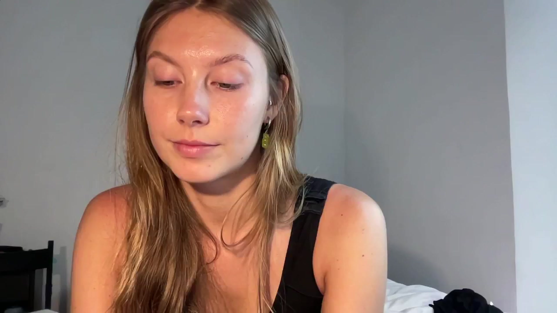 Gallery image thumbnail from JasSurfGirl's myfreecams stream on, 06/19/2024, 06:22 image 20 of 20