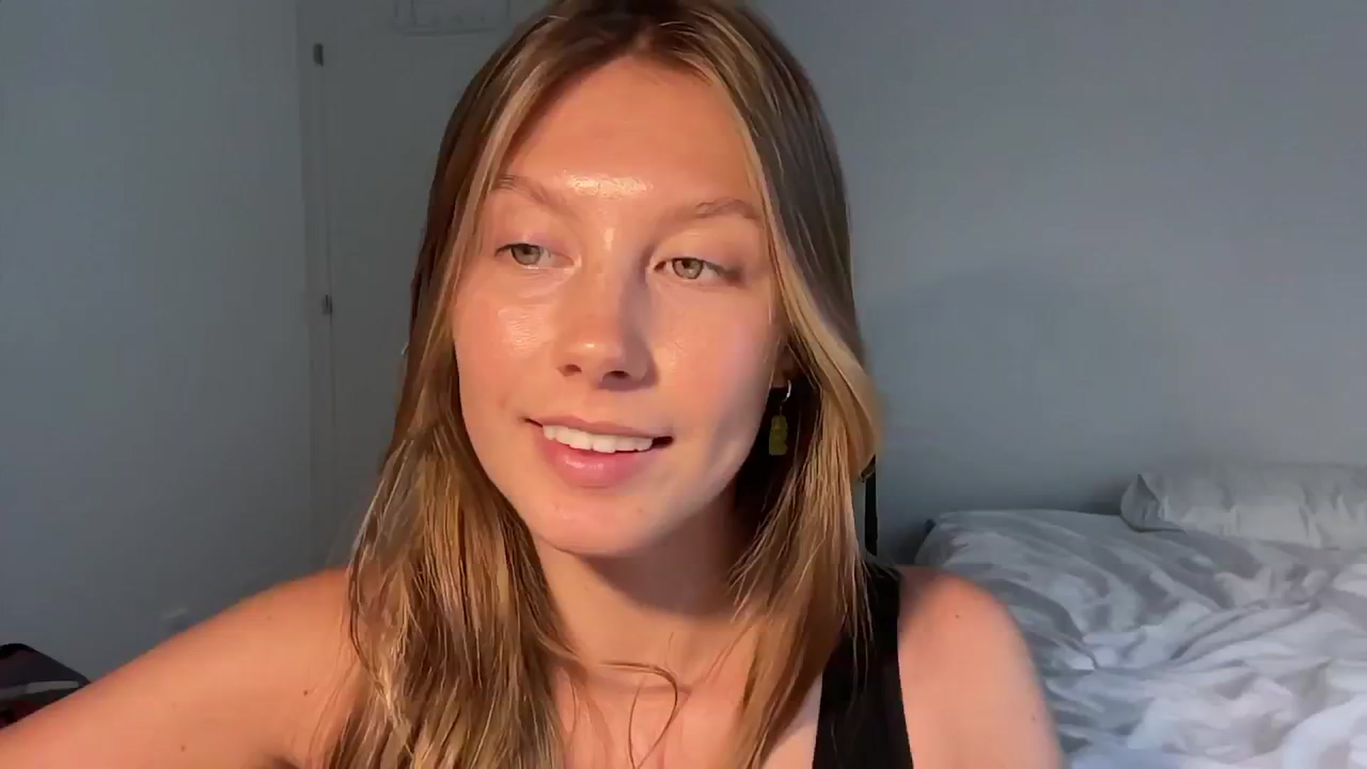 Gallery image thumbnail from JasSurfGirl's myfreecams stream on, 06/19/2024, 06:37 image 1 of 20