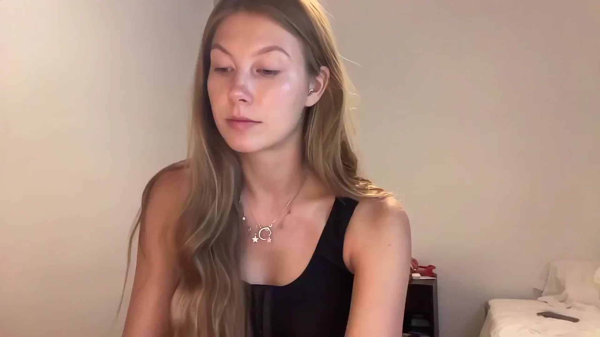 Gallery image thumbnail from JasSurfGirl's myfreecams stream on, 06/23/2024, 06:04 image 8 of 20
