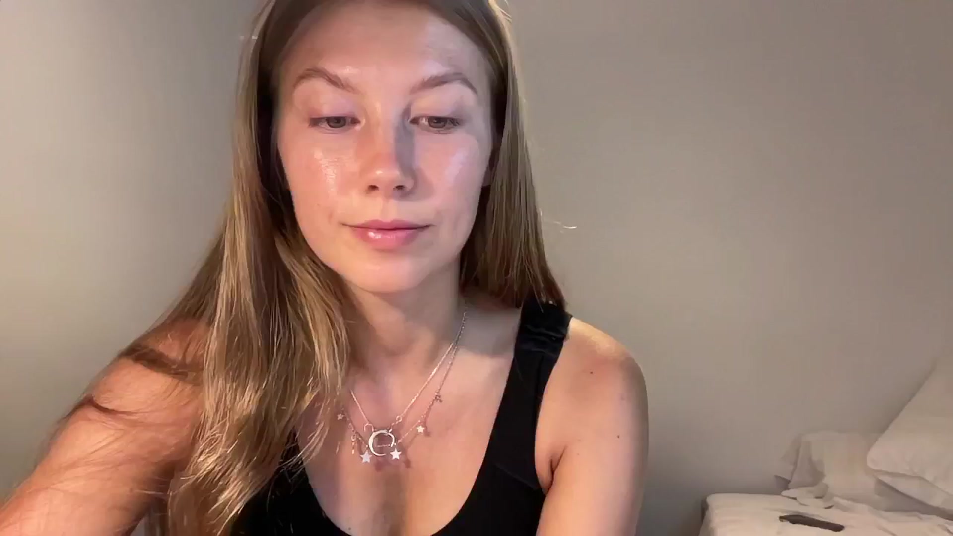 Gallery image thumbnail from JasSurfGirl's myfreecams stream on, 06/23/2024, 06:04 image 16 of 20