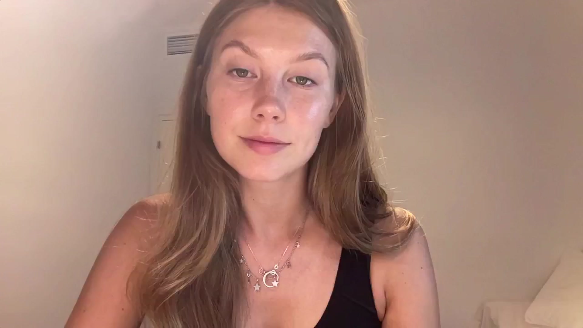 Gallery image thumbnail from JasSurfGirl's myfreecams stream on, 06/23/2024, 06:04 image 10 of 20