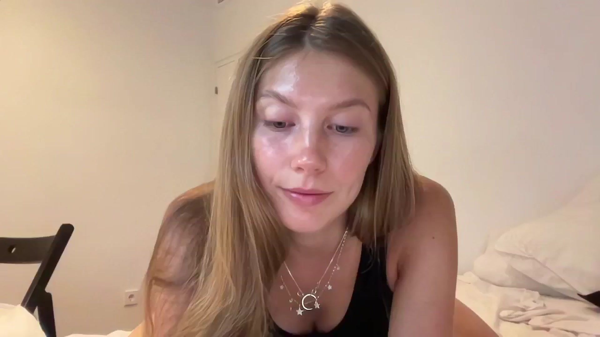 Gallery image thumbnail from JasSurfGirl's myfreecams stream on, 06/23/2024, 06:04 image 19 of 20