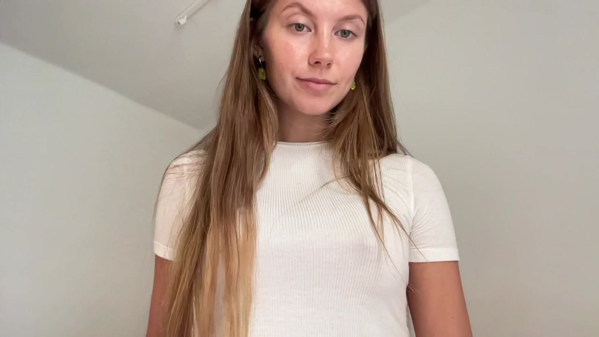 Gallery image thumbnail from JasSurfGirl's myfreecams stream on, 06/24/2024, 08:19 image 17 of 20