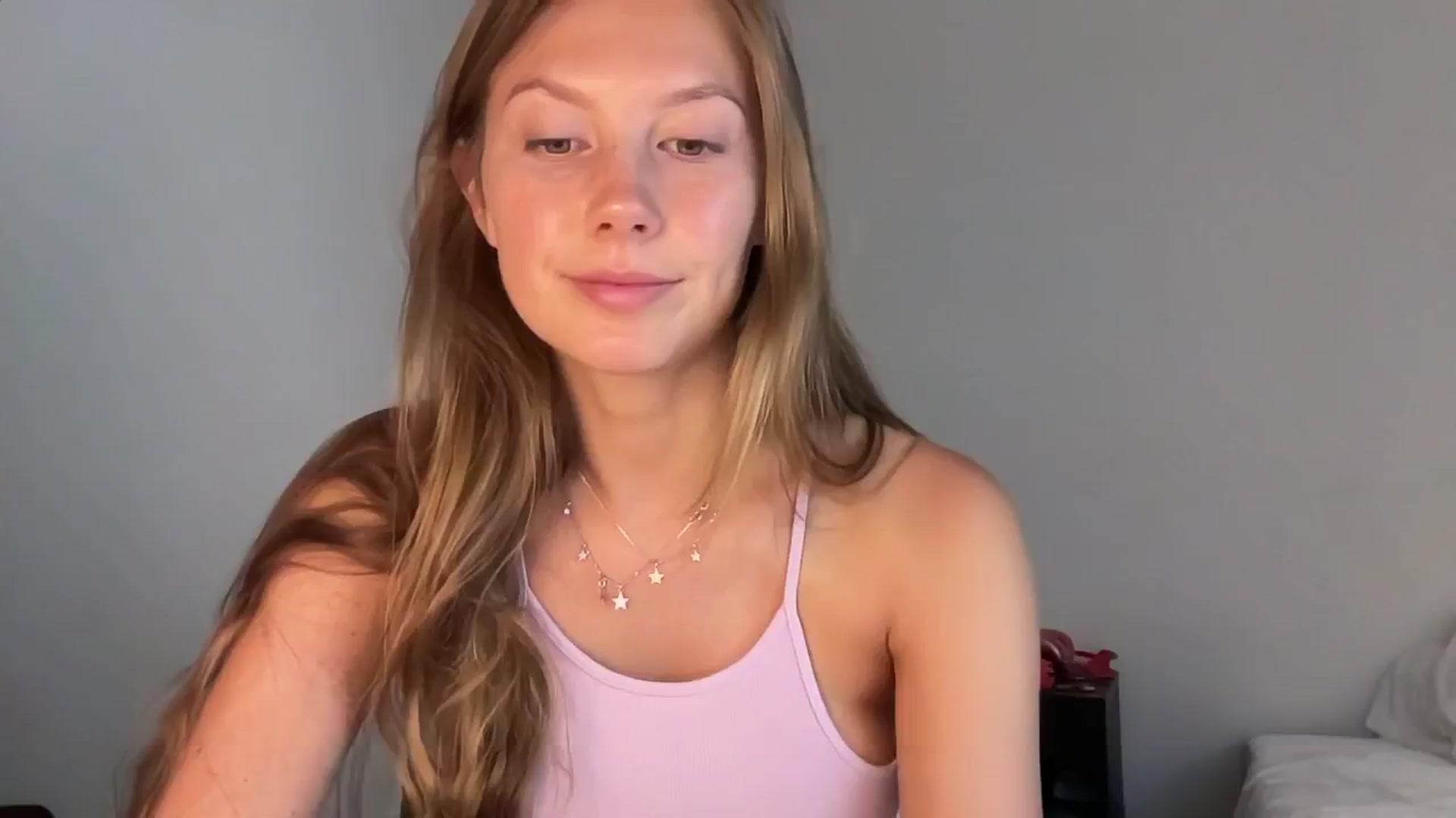 Gallery image thumbnail from JasSurfGirl's myfreecams stream on, 06/25/2024, 05:55 image 7 of 20