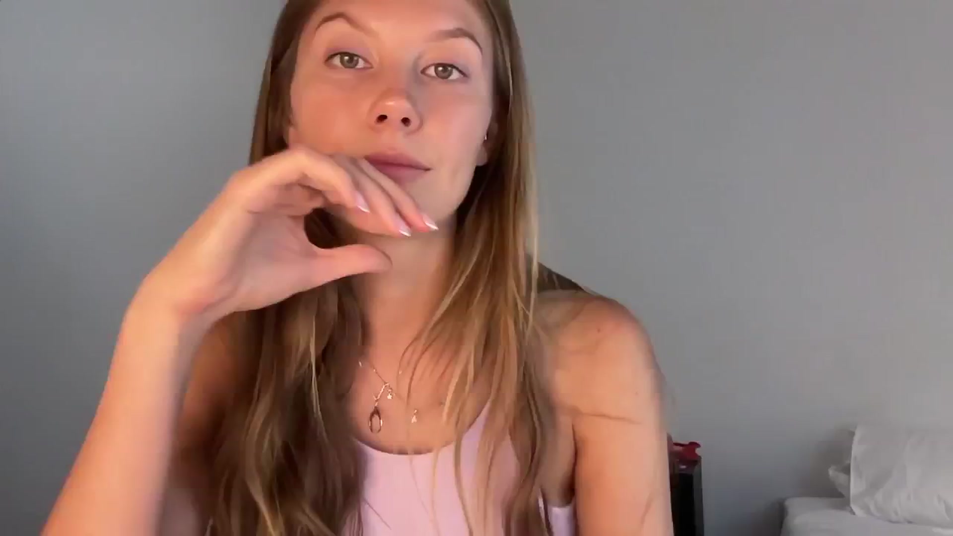 Gallery image thumbnail from JasSurfGirl's myfreecams stream on, 06/25/2024, 06:30 image 20 of 20
