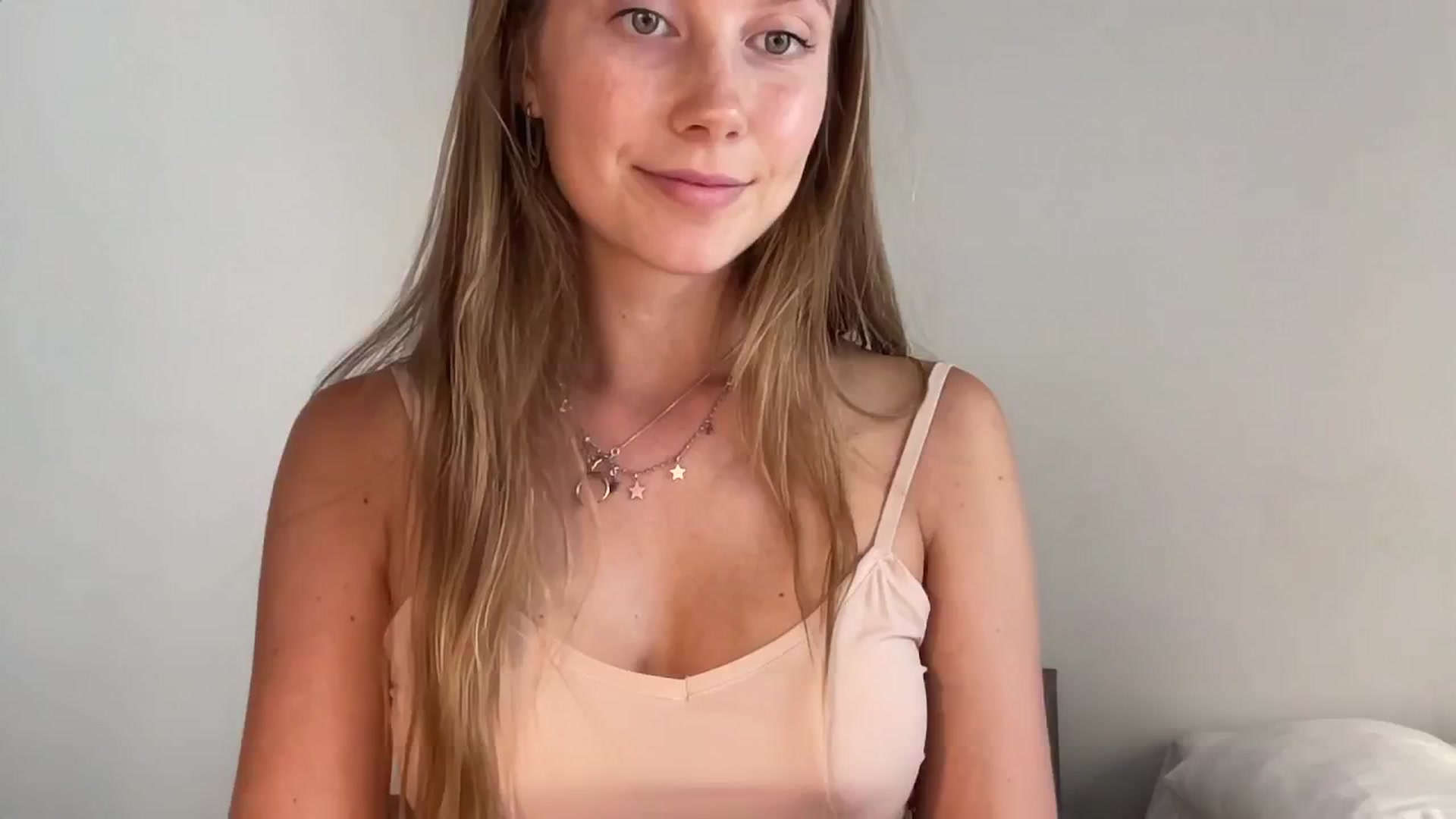 Gallery image thumbnail from JasSurfGirl's myfreecams stream on, 06/27/2024, 15:28 image 7 of 20