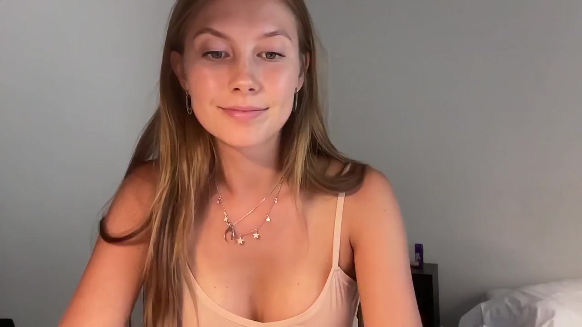 Gallery image thumbnail from JasSurfGirl's myfreecams stream on, 06/27/2024, 16:22 image 9 of 20