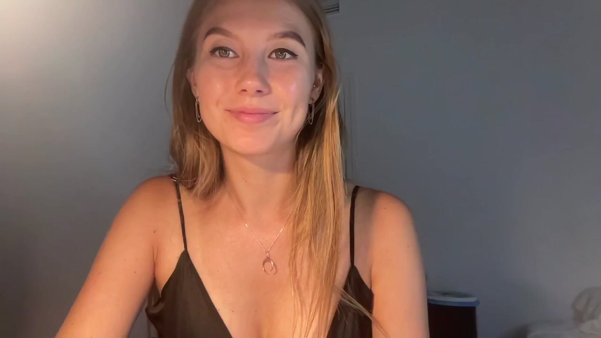 Gallery image thumbnail from JasSurfGirl's myfreecams stream on, 07/01/2024, 06:55 image 2 of 20