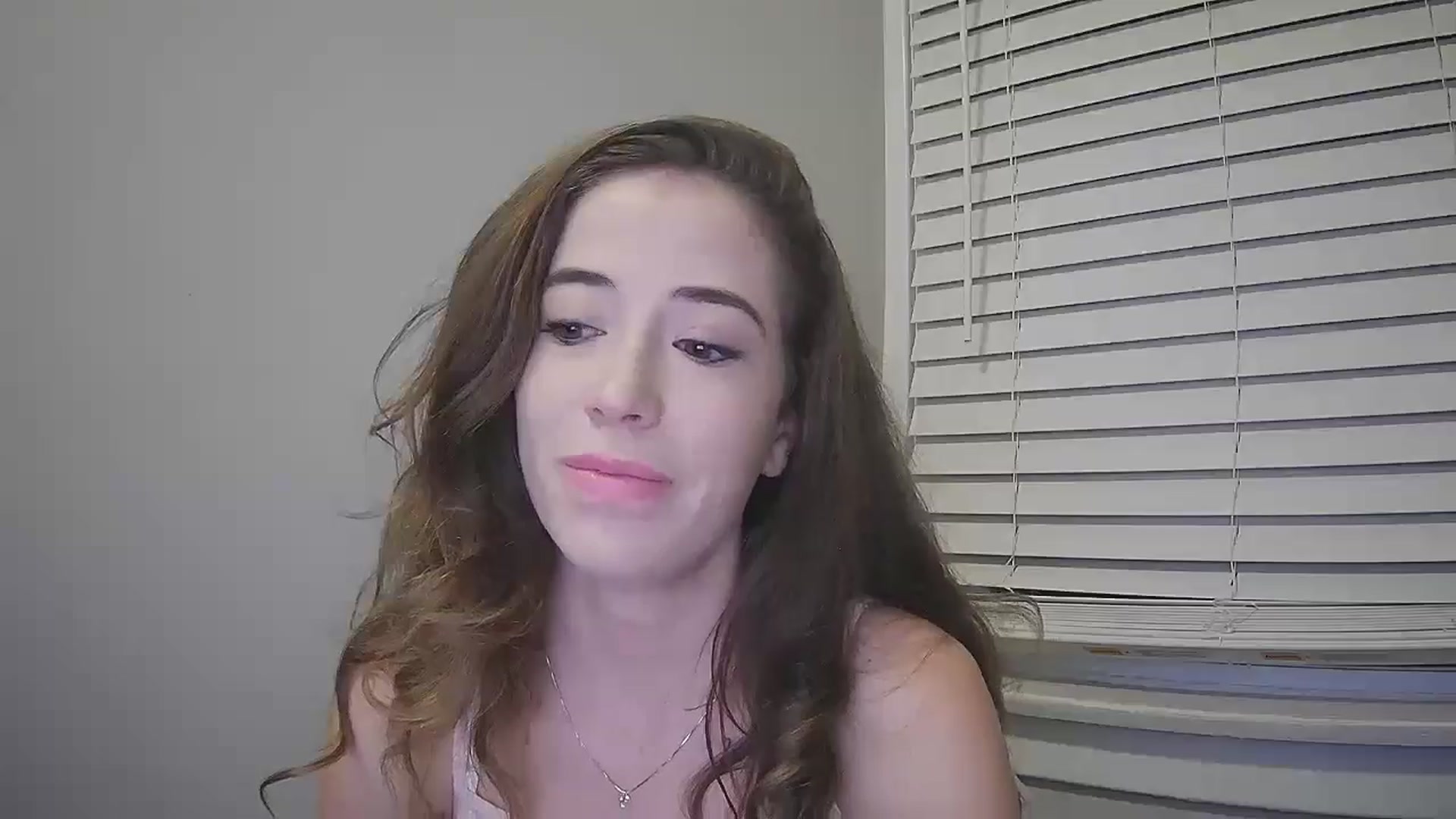 Gallery image thumbnail from JaseyLee99's myfreecams stream on, 09/03/2024, 08:59 image 17 of 20
