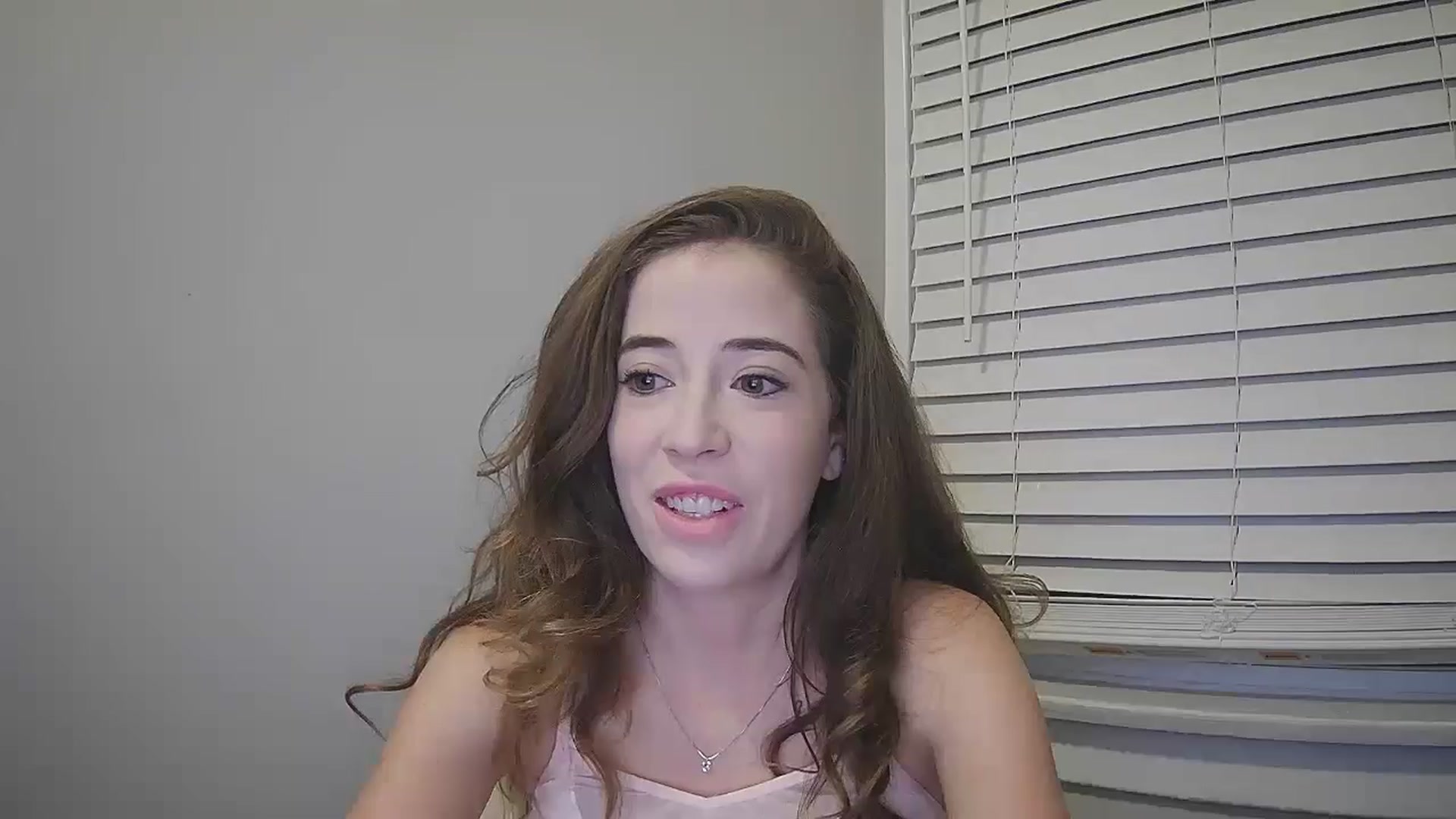 Gallery image thumbnail from JaseyLee99's myfreecams stream on, 09/03/2024, 08:59 image 15 of 20