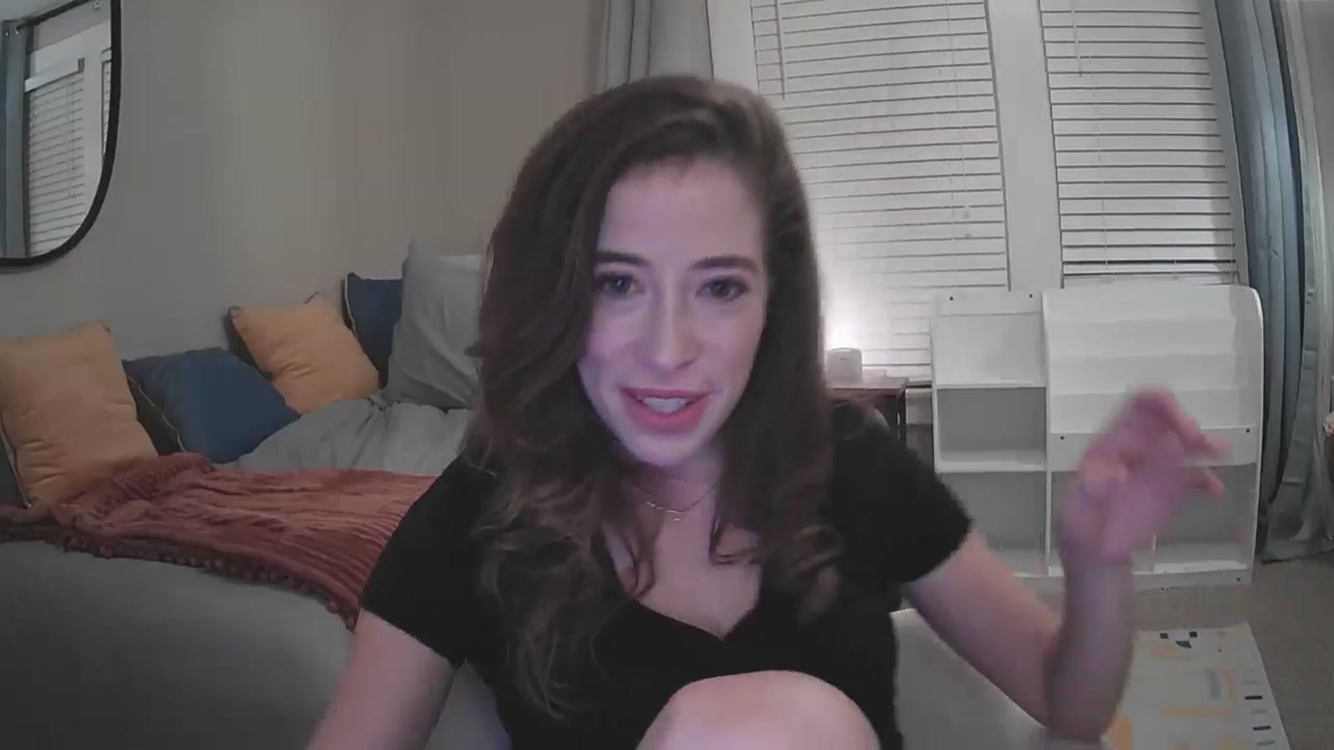 Gallery image thumbnail from JaseyLee99's myfreecams stream on, 09/04/2024, 02:43 image 7 of 20