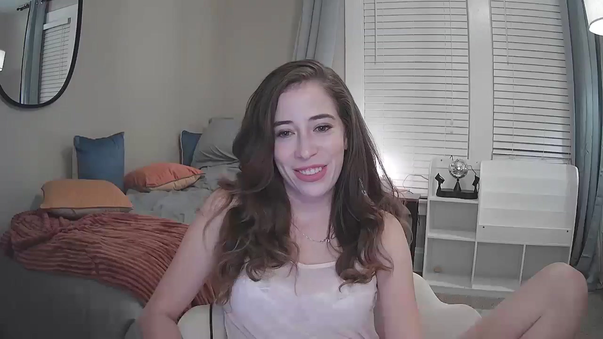 Gallery image thumbnail from JaseyLee99's myfreecams stream on, 09/05/2024, 03:42 image 6 of 20