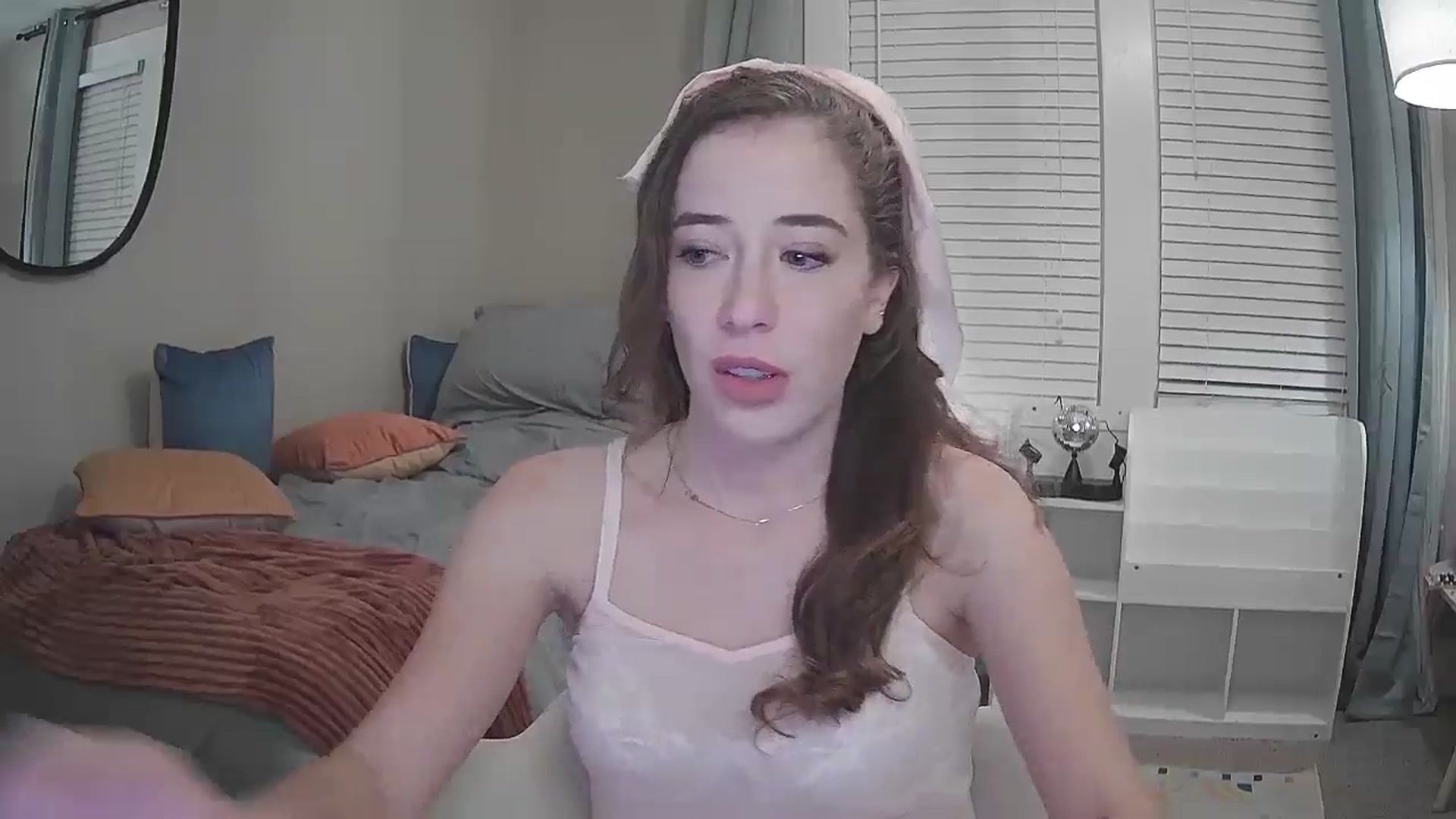 Gallery image thumbnail from JaseyLee99's myfreecams stream on, 09/05/2024, 05:16 image 9 of 20
