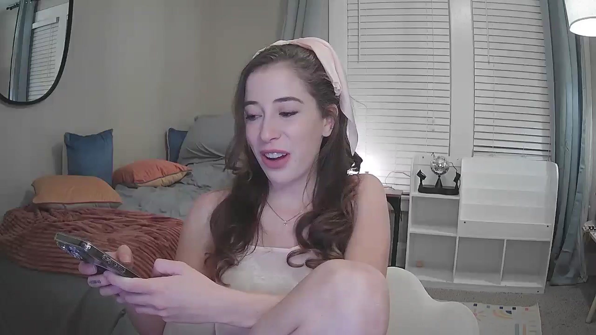 Gallery image thumbnail from JaseyLee99's myfreecams stream on, 09/05/2024, 06:12 image 16 of 20