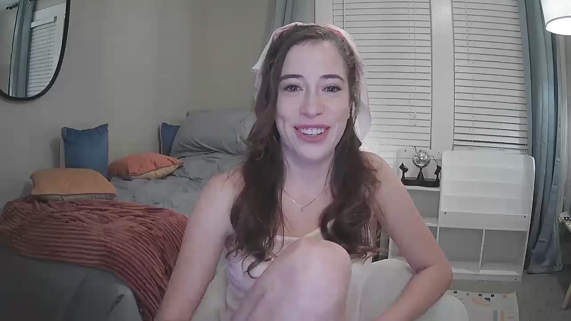 Gallery image thumbnail from JaseyLee99's myfreecams stream on, 09/05/2024, 06:12 image 15 of 20