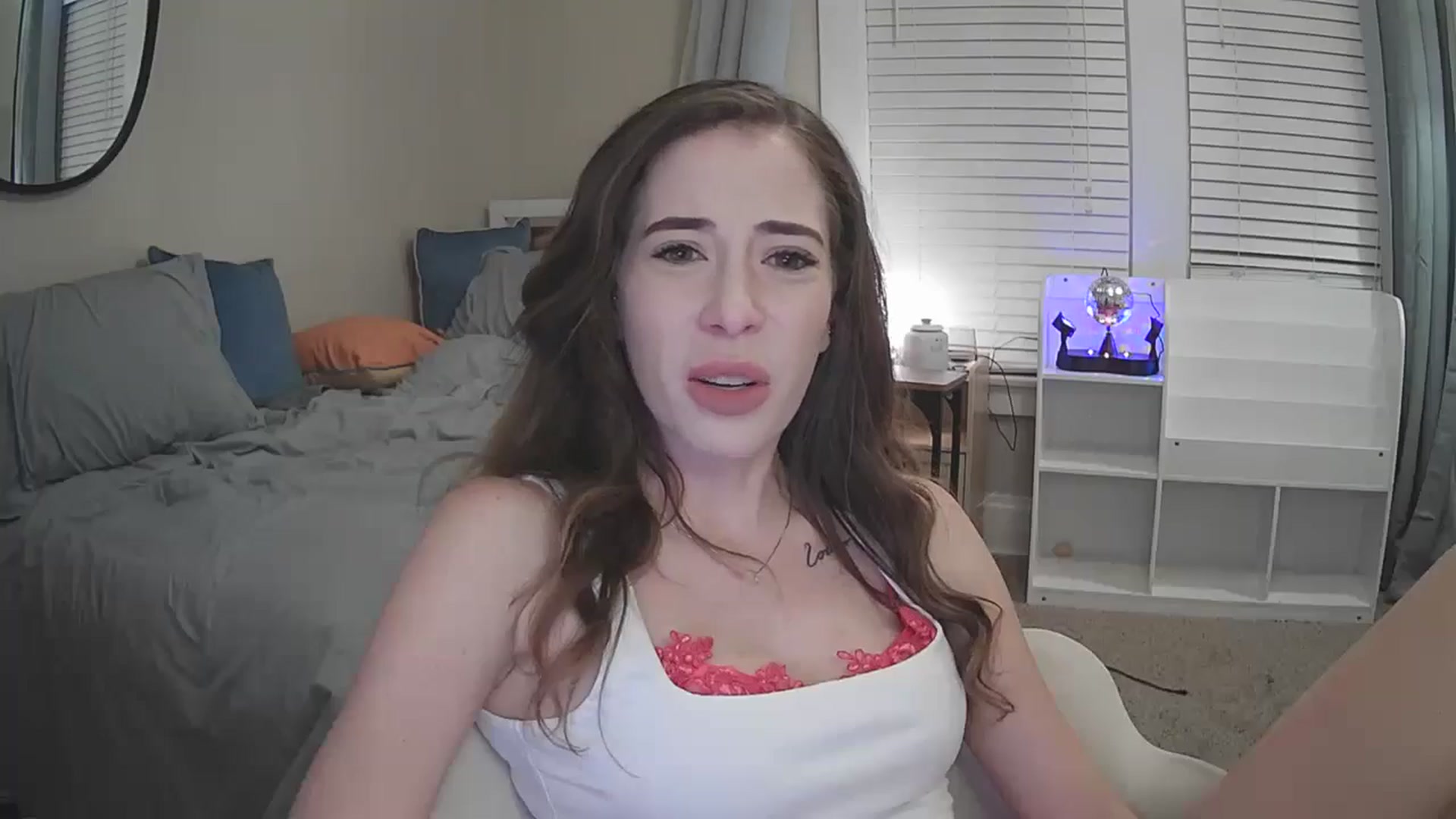Gallery image thumbnail from JaseyLee99's myfreecams stream on, 09/06/2024, 06:55 image 17 of 20