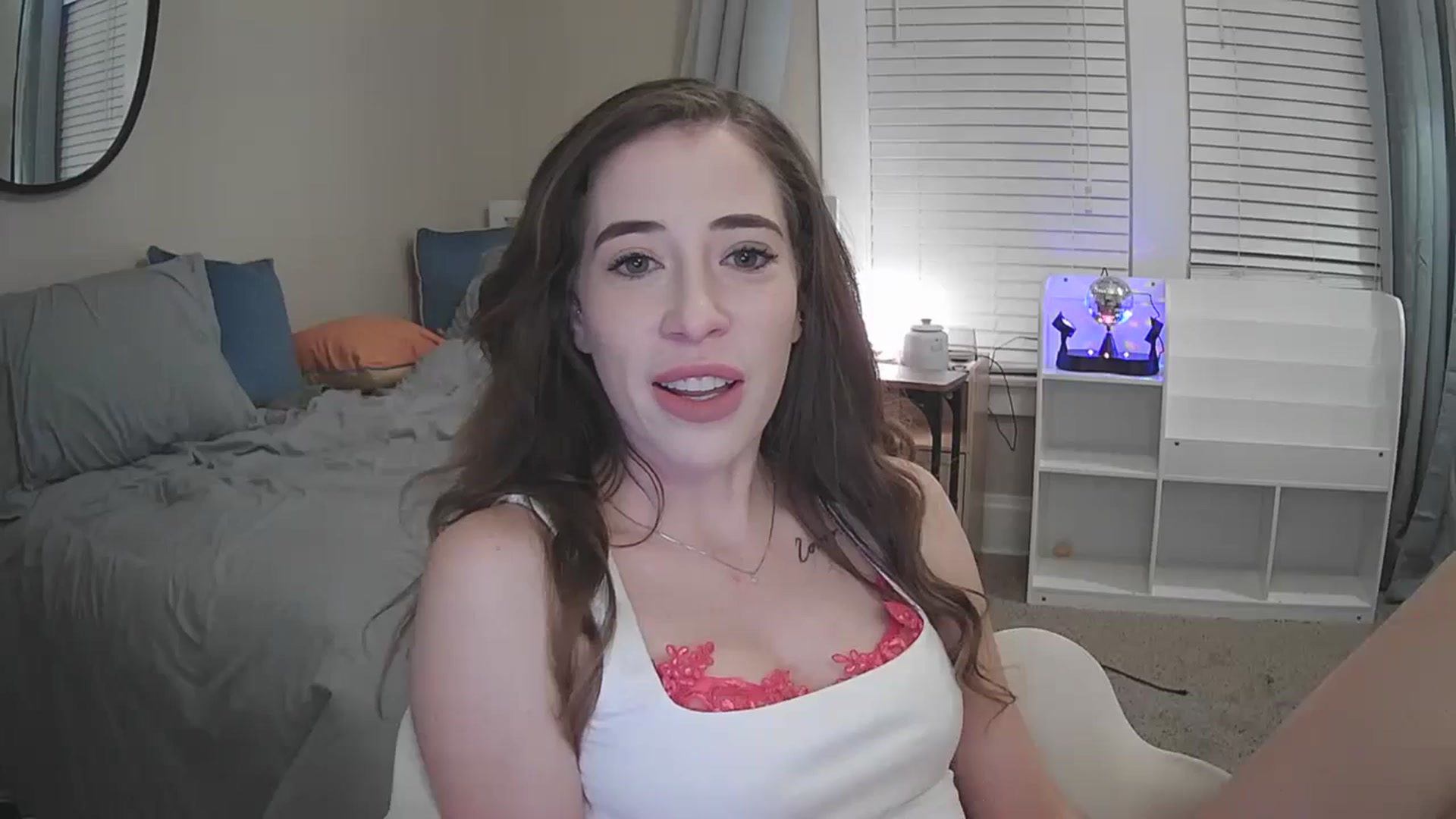 Gallery image thumbnail from JaseyLee99's myfreecams stream on, 09/06/2024, 06:55 image 18 of 20