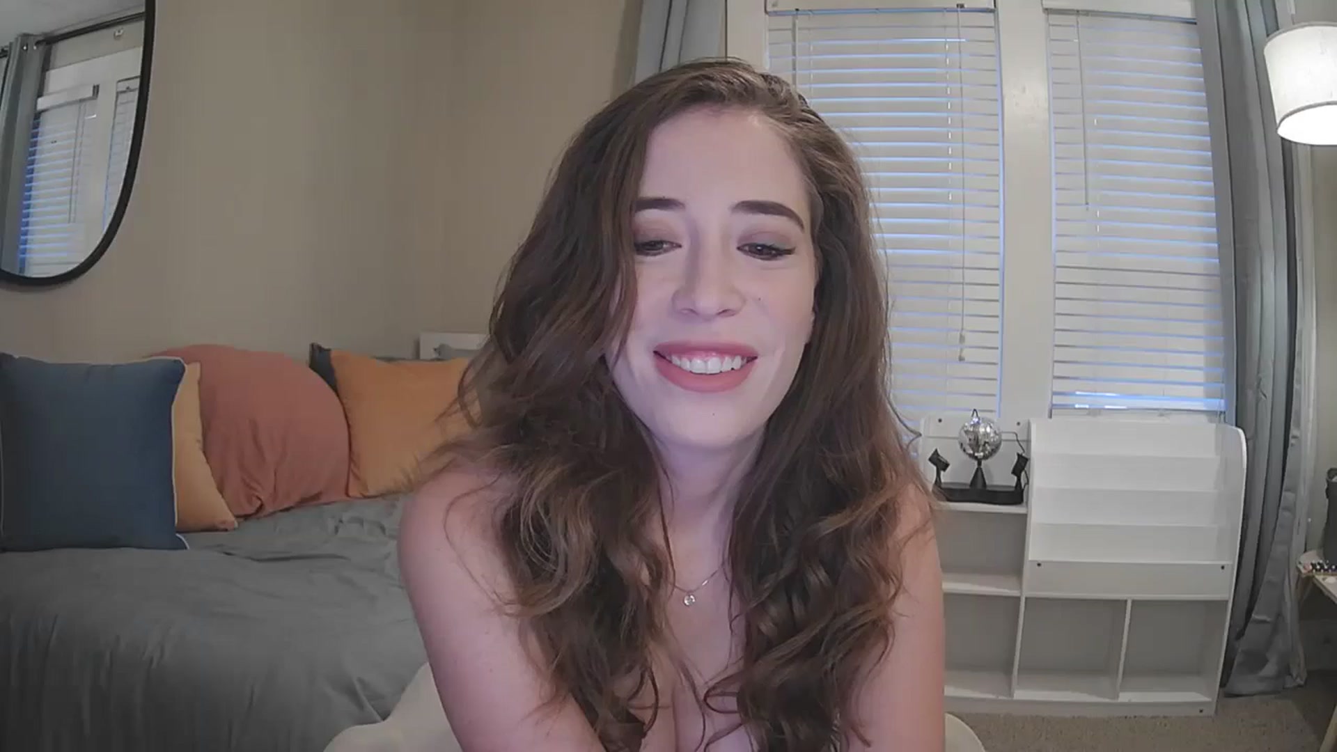 Gallery image thumbnail from JaseyLee99's myfreecams stream on, 09/06/2024, 22:38 image 1 of 20