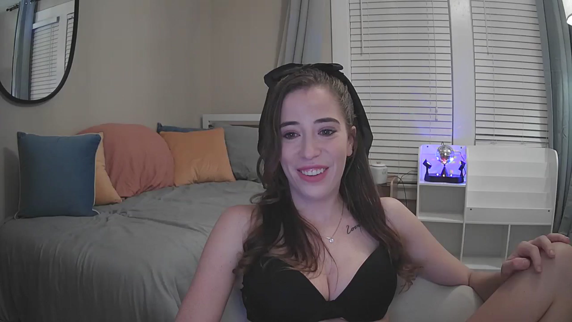 Gallery image thumbnail from JaseyLee99's myfreecams stream on, 09/07/2024, 03:05 image 18 of 20
