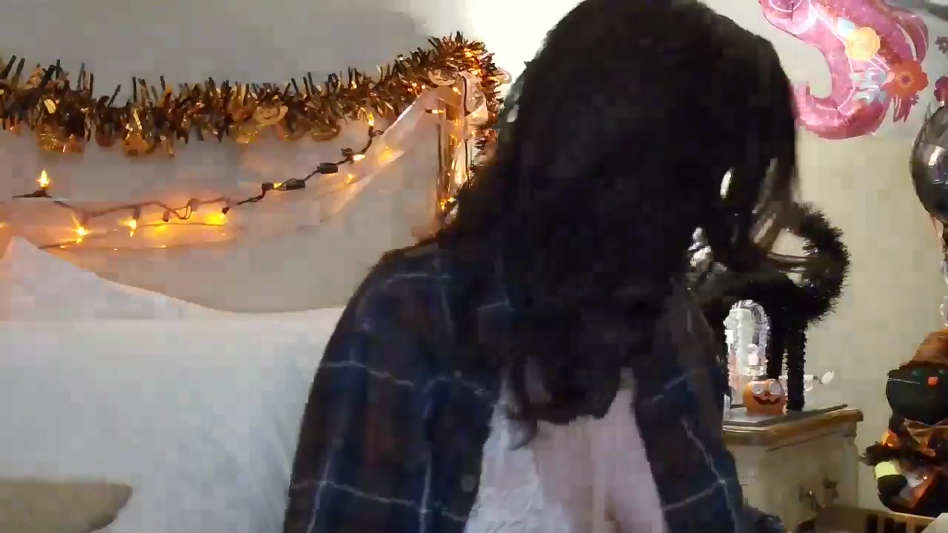Gallery image thumbnail from Jaslene_25's myfreecams stream on, 11/14/2025, 10:13 image 2 of 20