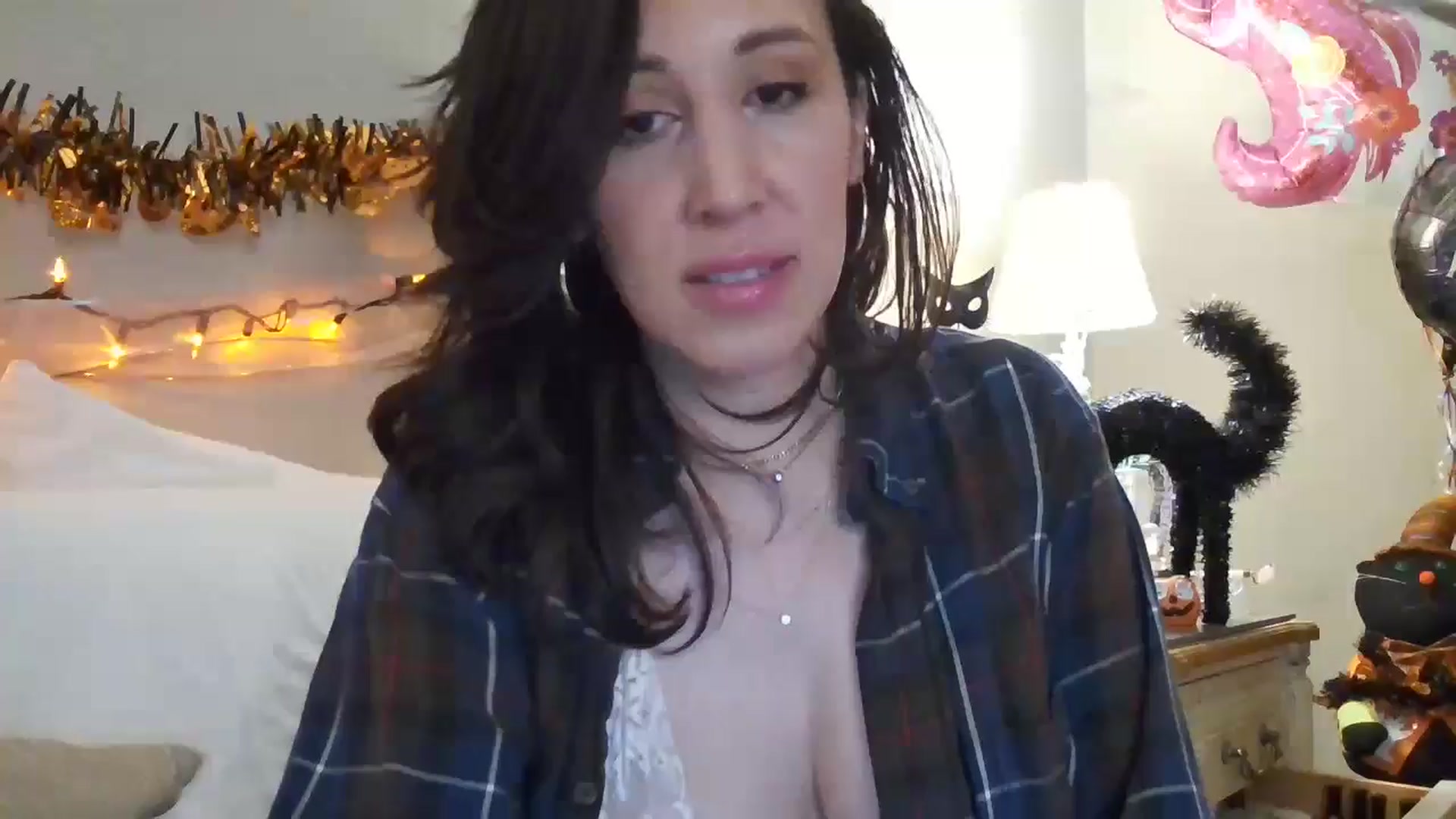 Gallery image thumbnail from Jaslene_25's myfreecams stream on, 11/14/2025, 10:13 image 1 of 20