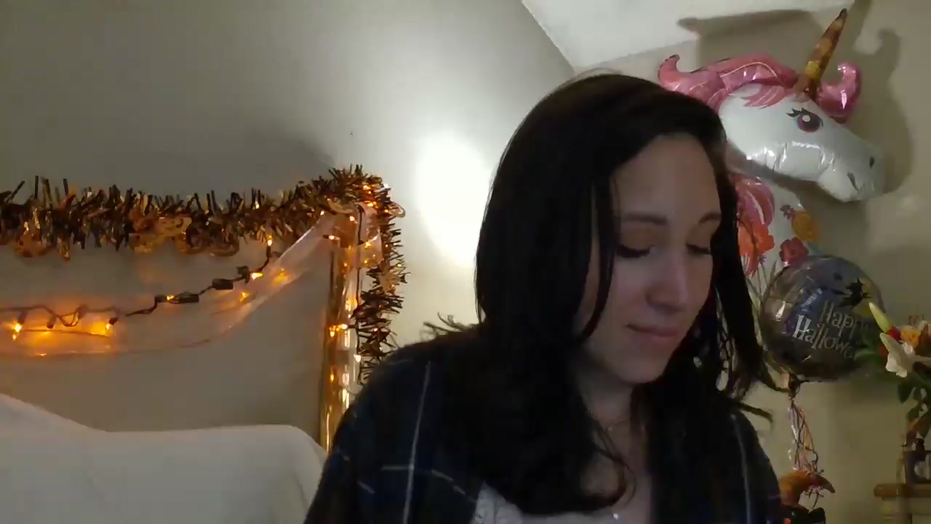 Gallery image thumbnail from Jaslene_25's myfreecams stream on, 11/14/2025, 10:48 image 4 of 20