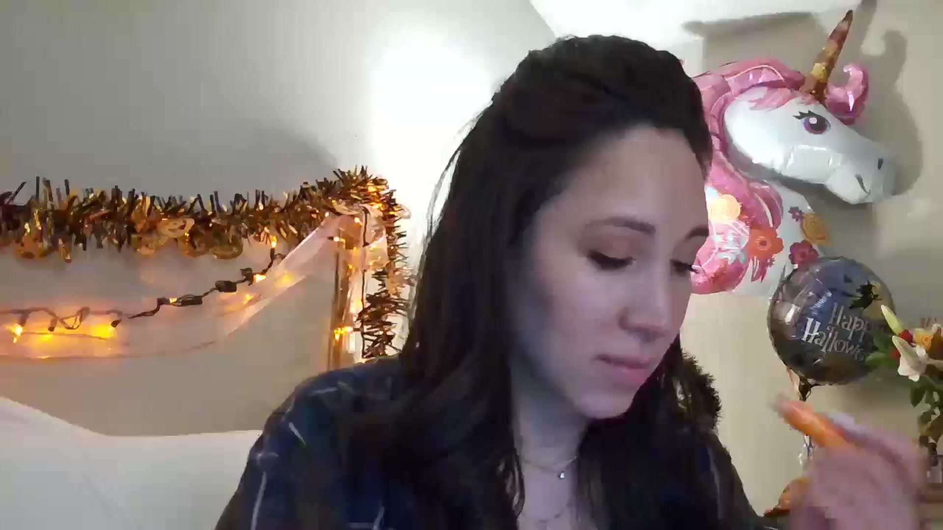 Gallery image thumbnail from Jaslene_25's myfreecams stream on, 11/14/2025, 10:48 image 9 of 20