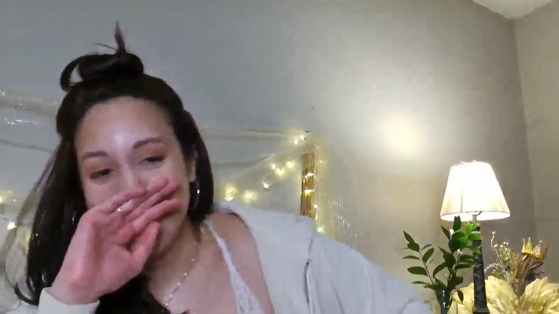 Gallery image thumbnail from Jaslene_25's myfreecams stream on, 12/15/2025, 10:44 image 13 of 20