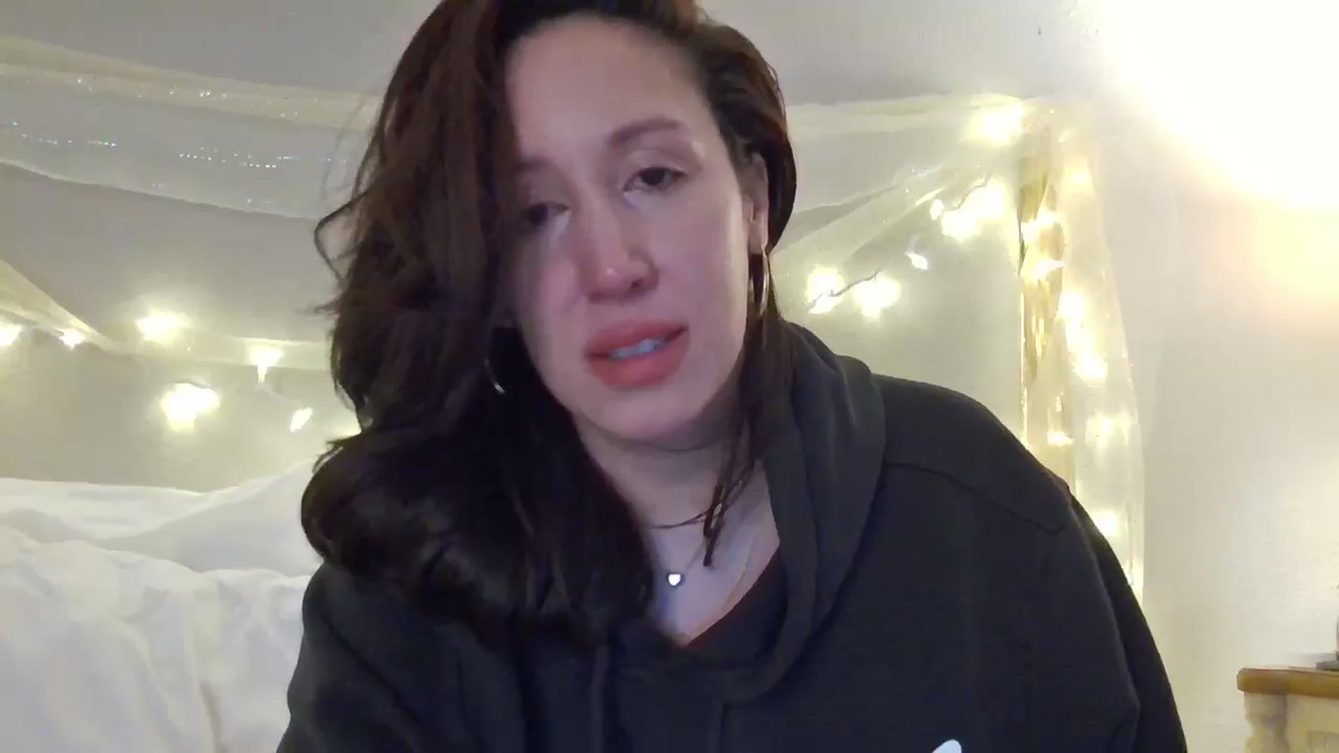 Gallery image thumbnail from Jaslene_25's myfreecams stream on, 12/20/2025, 11:06 image 17 of 20