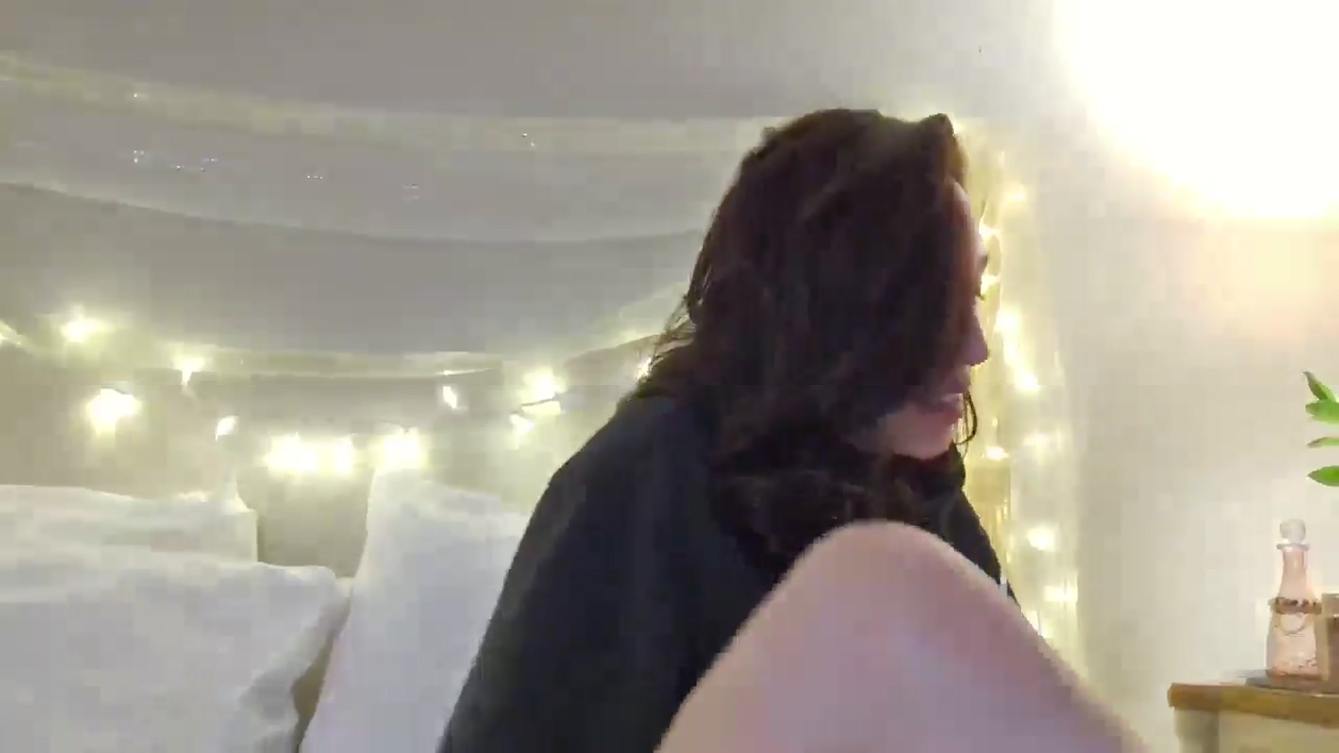 Gallery image thumbnail from Jaslene_25's myfreecams stream on, 12/20/2025, 11:06 image 7 of 20