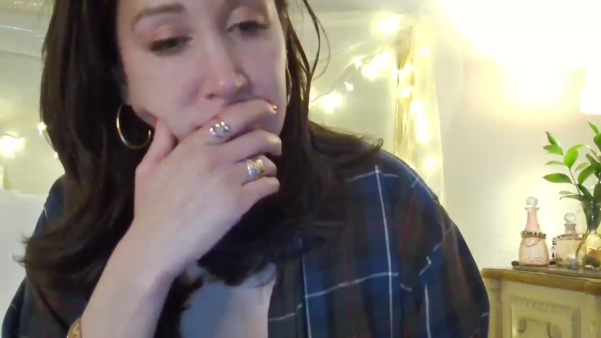 Gallery image thumbnail from Jaslene_25's myfreecams stream on, 12/21/2025, 11:31 image 14 of 20