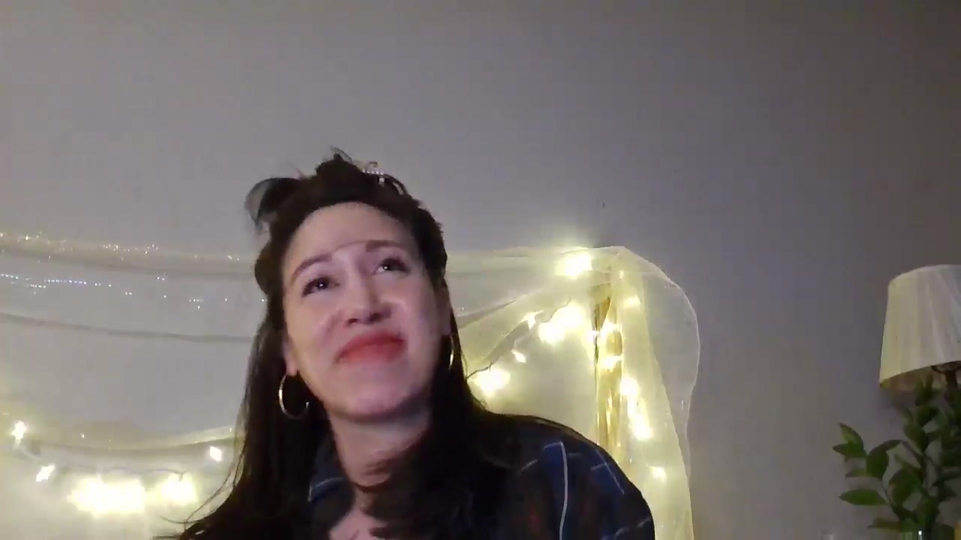 Gallery image thumbnail from Jaslene_25's myfreecams stream on, 12/23/2025, 12:50 image 17 of 20