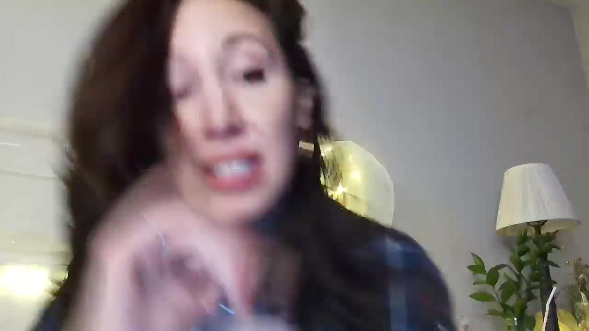 Gallery image thumbnail from Jaslene_25's myfreecams stream on, 12/23/2025, 12:50 image 14 of 20