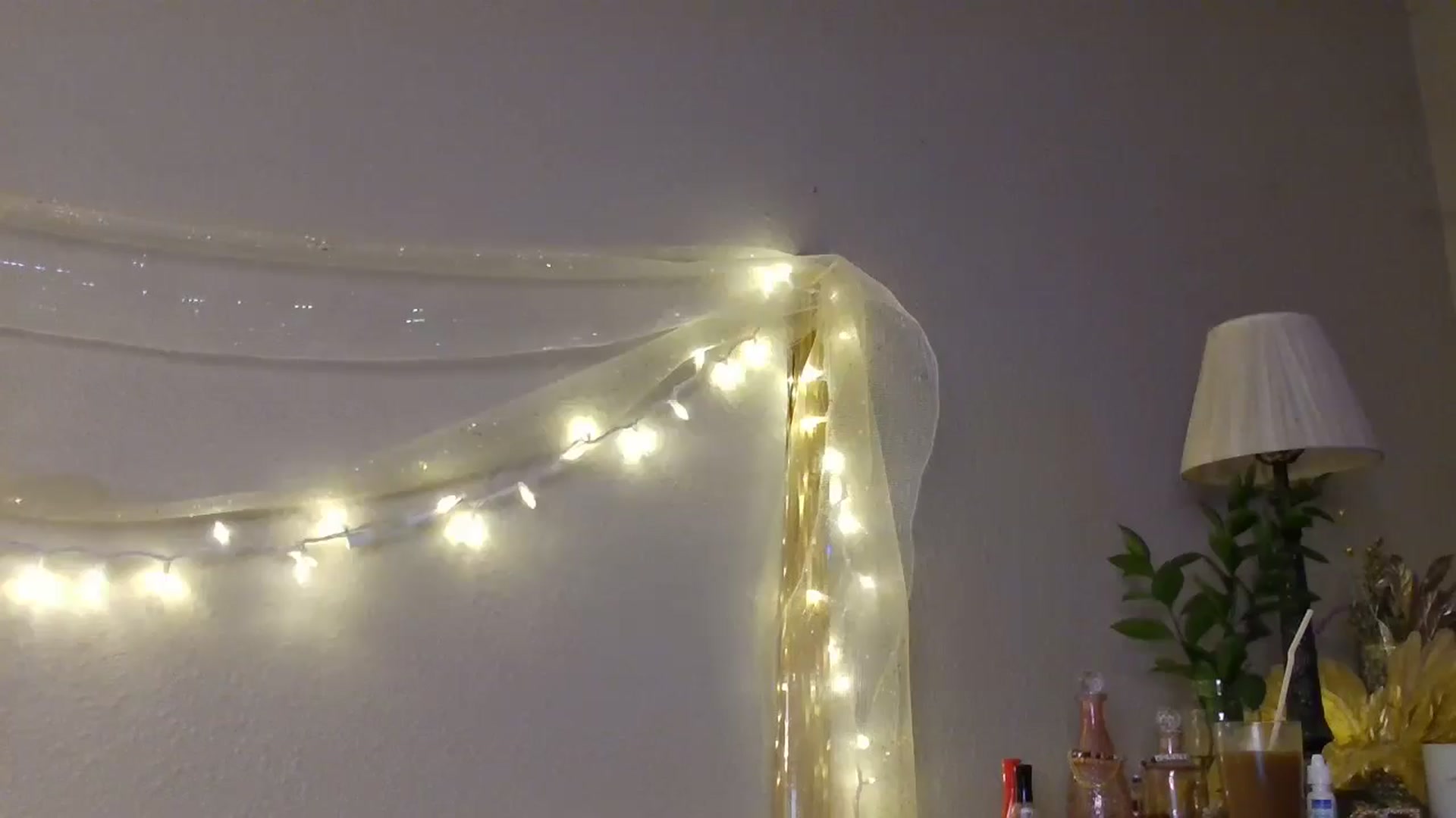 Gallery image thumbnail from Jaslene_25's myfreecams stream on, 12/23/2025, 12:50 image 9 of 20